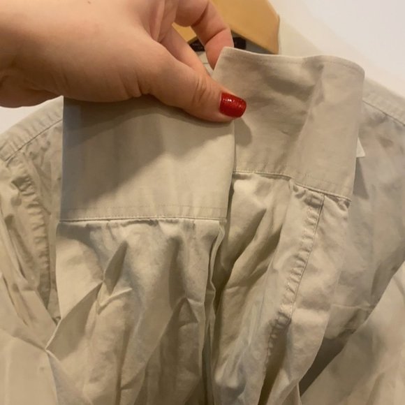 🇺🇸 Club Monaco button up long sleeve dress shirt size medium - Picture 8 of 11